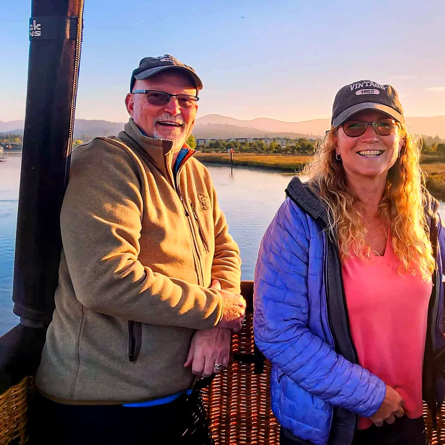 Guests in the basket over Sonoma Valley
