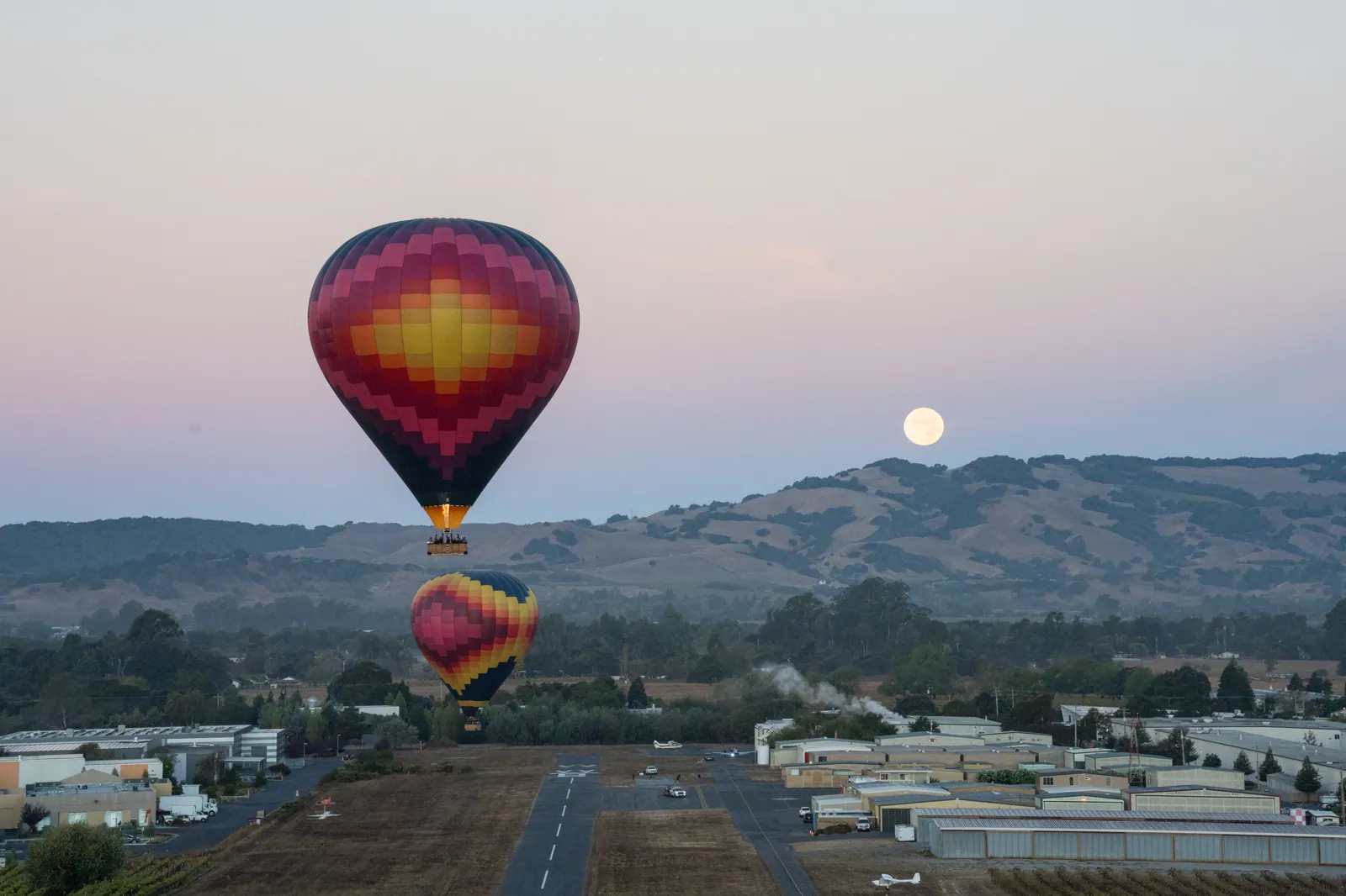 What hot air balloon package should I choose if I want a private wine country experience for just two to four people?