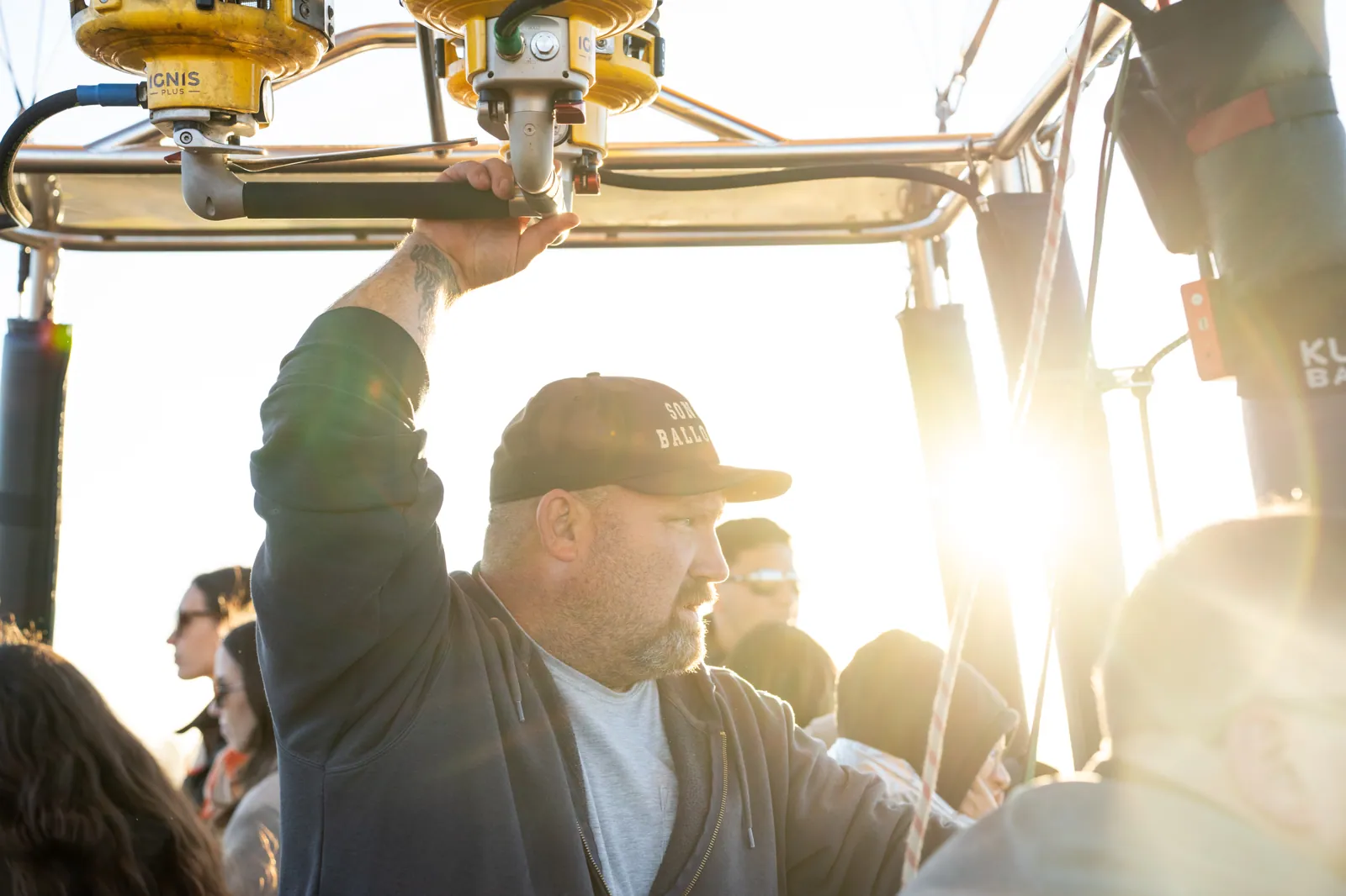 Hot Air Balloon vs Helicopter Tour in the Bay Area: Which Experience Feels More Special?
