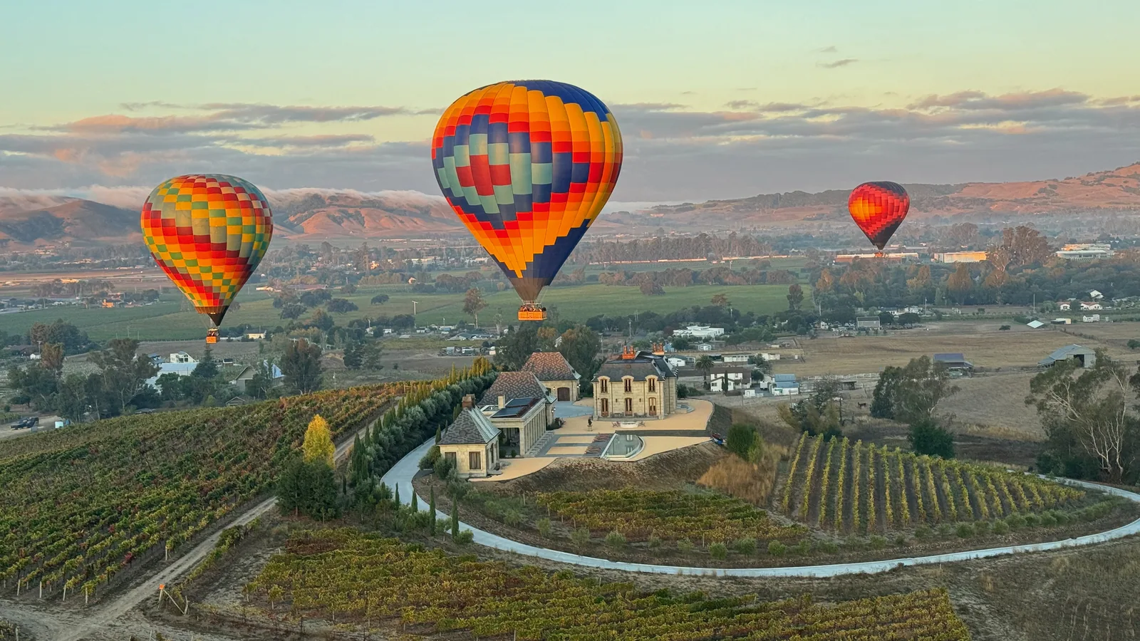 Hot Air Balloon Rides Near Santa Rosa: A 33-Minute Drive to Sunrise