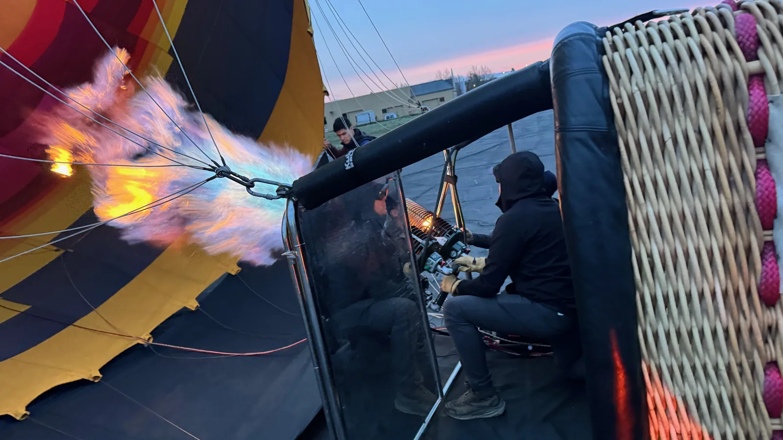 Do You Tip a Hot Air Balloon Pilot? A Sonoma Guide